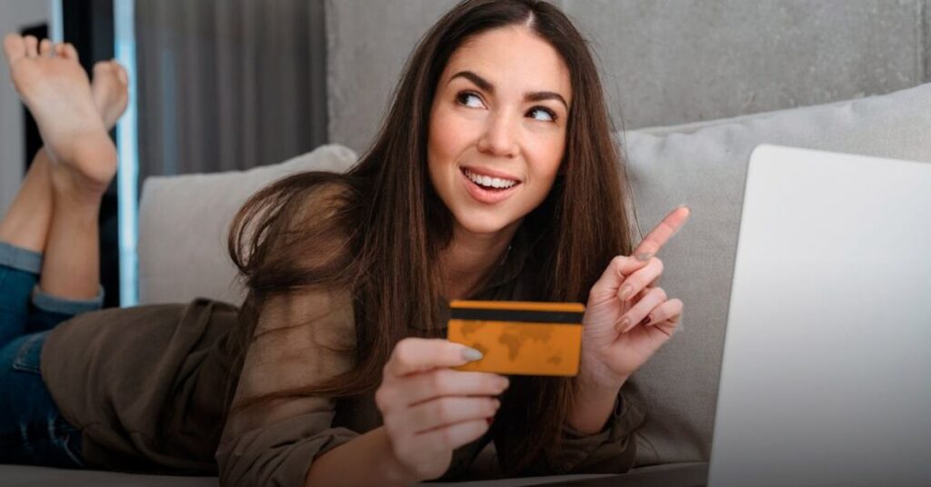 See the digital banks that are approving credit even with a negative or low credit score.