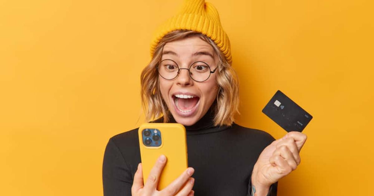 See the digital banks that are approving credit even with a negative or low credit score.