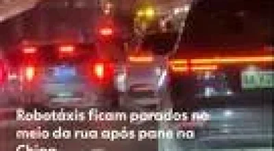 Robotáxis Apollo Go param em massa em Wuhan, cerca de 100 veículos travam ruas e deixam passageiros presos por até duas horas, reacendendo debate sobre segurança