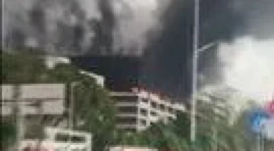 Incêndio em estacionamento BYD em Shenzhen provoca fumaça densa sobre parque industrial, empresa diz fogo controlado sem vítimas e especialistas alertam riscos das baterias