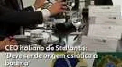 CEO da Stellantis provoca após microfone falhar em reunião com Lula, diz 'Deve ser de origem asiática a bateria' e reacende debate sobre parcerias e investimentos