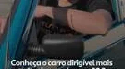 Fiat Panda de 1993 convertido por Andrea Marazzi entra para o Guinness como o carro mais estreito do mundo, com 50,20 cm de largura, elétrico e 25 km de autonomia